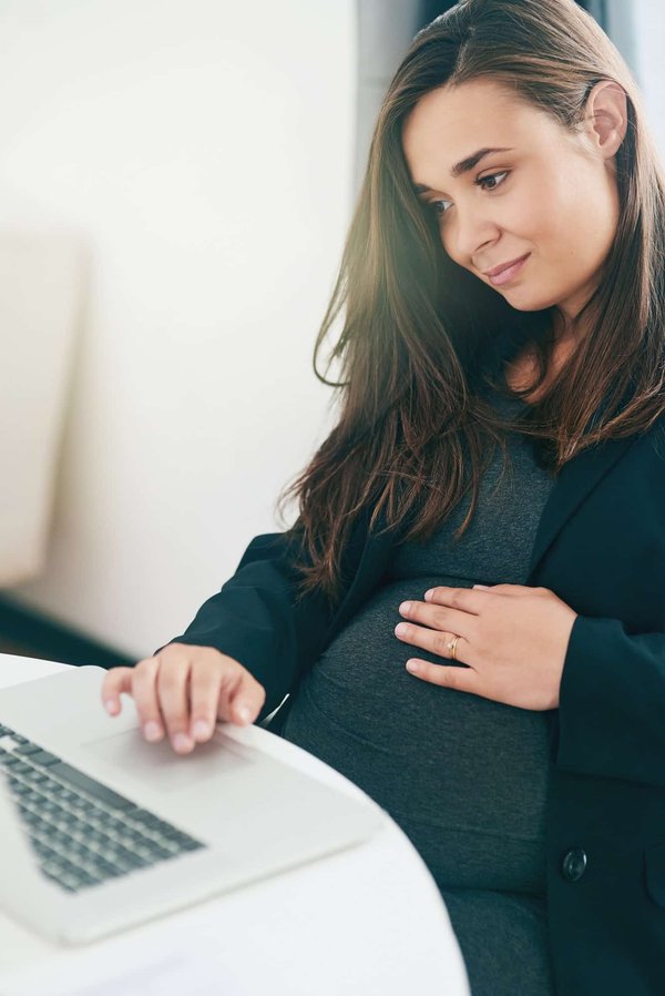 Comment le blog pour les futures mamans contribue-t-il à une maternité épanouie ?