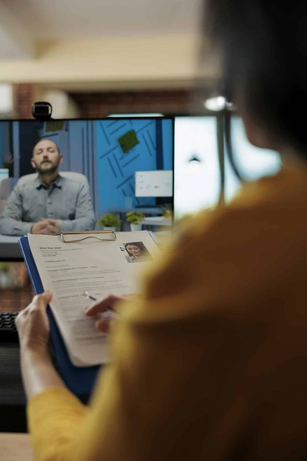 Impress : créez votre CV original avec cette application mobile